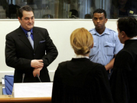 SKANDAL U SRBIJI: Ratni zločinac se videolinkom obratio učenicima na času