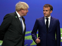 BORIS JOHNSON POBJESNIO: 'Macron je Putinov ulizica, morat ću ga nokautirati!'