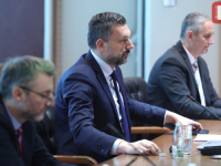 TRESLA SE GORA, RODILO SE NIŠ': Šta je ostalo od 'historijske sjednice' Vijeća ministara BiH? Upitni zakoni, gasovodi...