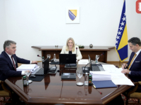 PRISTIŽU OBEĆANE PROMJENE: Za novi vozni park Predsjedništva BiH izdvojeno više od pola miliona KM!