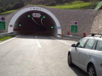 UPOZORENJE IZ BIHAMK-a: Za saobraćaj zatvorena desna cijev tunela 1. mart u smjeru iz Zenice prema Sarajevu