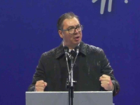 VUČIĆ NA REŽIMSKOM MITINGU U BEOGRADU: 'Plašim se mnogo toga lošeg jer znam sa kim imamo posla. Više nego ikada potrebno nam je...' (VIDEO)