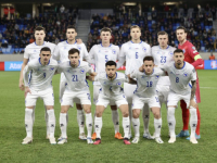 NEVJEROVATNO: 'Zmajevi' ponovo ne mogu poletjeti, već dva sata sjede u avionu...