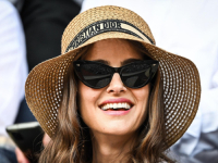 DOK TRAJU BRAČNE TRZAVICE: Natalie Portman uživala u ugodnom društvu u Parizu (FOTO)