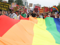 HRVATSKI MEDIJI O 'POVORCI PONOSA': 'Sarajevo je jedini grad u BiH u kojemu su pripadnici LGBTIQ zajednice uspjeli organizirati svoja okupljanja!'