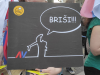 KAD KOBRE FOTOŠOPIRAJU: 'Zgrada predsjedništva za Vučića je centralno mjesto političke moći, on kao da je...'