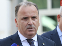 DŽENAN ĐONLAGIĆ OVAKO VIDI STVARI: 'Stranci neće uraditi ništa da zaustave Dodika, oni su njegovi saučesnici'