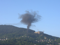 KO SPALJUJE TOKSIČNI OTPAD: Pojavio se tamni dim na planini iznad Sarajeva...