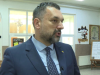 KONAKOVIĆ U DRUGAČIJEM IZDANJU: 'Statuse pišem sam, zamjeraju mi što sam preoptimističan'