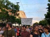 'AVTANAZIJA' U SRBIJI: Jedanaest godina Vučić svakog oponenta proglašava najopasnijim neprijateljem, a sada je spao na to...