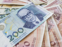 CENTRALNA BANKA OBJAVILA PODATKE: Evidentan rast štednih depozita, posebno građana i privatnih preduzeća 