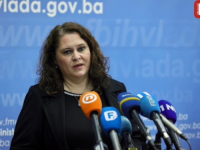 NAKON PUCNJAVE U ŠKOLI U LUKAVCU: Duraković zakazala hitan sastanak sa kantonalnim ministrima obrazovanja
