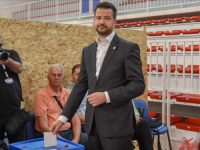 VANREDNI PARLAMENTARNI IZBORI U SUSJEDSTVU: Glasao i predsjednik Jakov Milatović, a izlaznost do 11 sati...