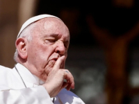 VIJESTI IZ VATIKANA: Papa Franjo dobro se oporavlja nakon operacije