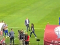 GROZNO: Procurio snimak s utakmice u Zenici, pogledajte kako selektor Hadžibegić uzvraća navijačima...