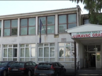 OPĆINSKI SUD: Određen jednomjesečni pritvor ocu učenika koji je ranio nastavnika u Lukavcu