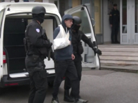 RANJEN U KRVAVOM  OBRAČUNU: Osumnjičeni za ubistvo na Sokocu doveden u Tužilaštvo