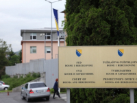 ODREĐEN MU JE PRITVOR: Austrija izručila BiH bivšeg pripadnika Armije RBiH osumnjičenog za ratne zločine kod Bosanske Krupe