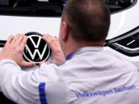 SVE SE MIJENJA IZ TEMELJA: Njemačka automobilska industrija suočava se s najvećom promjenom u povijesti