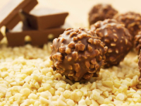 VIC DANA: Pitala Fata Muju šta osjeća kad jede 'Ferrero Rocher' kuglice - 'Osjećam da sam za te pare...'