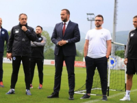 STATUS VICE ZELJKOVIĆA POSLIJE RASTANKA S FARUKOM HADŽIBEGIĆEM: Za selektora je sada u igri i Slaven Bilić