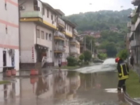 VODA NOSI SVE: Doboj pod vodom, u Sapni evakuacija, poplave i u Tuzlanskom katonu…