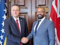 DENIS BEĆIROVIĆ U LONDONU: 'Dodika smijeniti prije nego što izazove sukob' (FOTO)