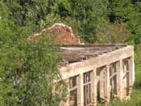 BRUTALNO SU POBILI CIJELE OBITELJI, ŽENE SILOVALI, A MUŠKARCE MASAKRIRALI, ODSIJECALI SU IM GLAVE I SPOLNE ORGANE: Za strašni pokolj civila u Krajini nikada niko nije odgovarao…