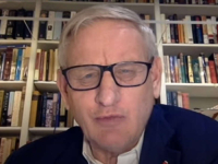 OGLASIO SE CARL BILDT: 'U BiH se vodi nova politička igra kokošaka'