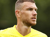 NOVI DRES MU BAŠ DOBRO STOJI: Džeko odradio prvi trening sa Fenerom, kamere pratile svaki njegov korak (VIDEO)