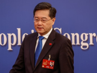 NAKON ŠTO JE MISTERIOZNO NESTAO IZ JAVNOSTI: Smijenjen kineski ministar vanjskih poslova