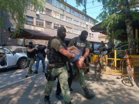 OGLASILO SE TUŽILAŠTVO: Svih 16 policajaca Policijske stanice Kakanj danas će...
