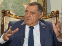 'LJUDI, JESTE LI VI NORMALNI….': Nervozni Dodik galamio i mlatarao rukama kada je počeo govoriti o ekonomskoj propasti Republike Srpske (VIDEO)