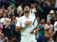 NAKON DVA SATA I 47 MINUTA: Novak Đoković izborio novo finale Wimbledona (VIDEO)