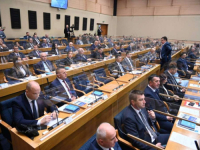 DUG RS-a JE 6,3 MILIJARDI KM, ALI ZORA VIDOVIĆ UVJERAVA NSRS: 'Zadužujemo se onoliko koliko možemo vratiti'