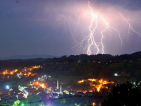 NAUKA JE NJIHOVO NAJJAČE ORUŽJE: Ko su i šta rade lovci na oluje u Bosni i Hercegovini