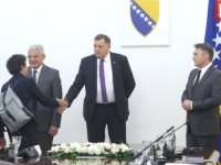 HELIKOPTER JE UVIJEK NA USLUZI: Šta je to toliko iznerviralo Milorada Dodika, pa je brže-bolje za danas u 11 sati najavio konferenciju za novinare u Istočnom Sarajevu?
