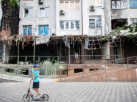 OPASNO JE, NEKA VAS KUĆI: Ratni turizam u Ukrajini privlači posjetioce iz cijelog svijeta; Ova vrsta putovanja...