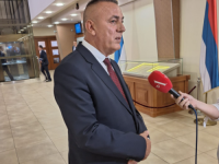 BAHATI NA BAHATOG; RANKIĆ DOPUNIO ODGOVOR STEVANDIĆU: 'Moj sin vozi 'Rovera' od 250.000 i 'Mercedesa'...'