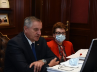 MINISTRICA FINANSIJA MANJEG BH. ENTITETA OČAJNA: 'Ovo je nepodnošljivo'; RS traži 30 miliona KM...
