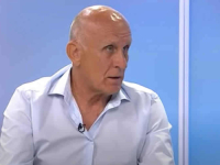 BIVŠI ŠEF SRPSKE POLICIJE, DRAGOMIR ANDAN: 'RS nije bila u težoj situaciji od svog nastanka!'