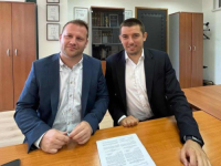 ISMIJAVAJU IH NA DRUŠTVENIM MEŽAMA: Novi direktor 'Službenog glasnika RS' Lukić kum je ministra Denisa Šulića, omiljenog Dodikovog Bošnjaka!