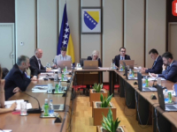 KONAKOVIĆ STAO UZ MINISTRE IZ RS-a: Ministarstvo odbrane BiH vratilo novac za nabavku helikoptera američke proizvodnje
