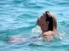 NIJE ZA MLAĐE OD 18 GODINA: Procurile vruće fotke bivše miss Jugoslavije, 'uhvaćena' je na plaži...