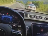 VRIJEME PAKLENIH VOZAČA: Pogledajte kako mostarski 'žestoki momak' divlja na cesti 'u prisustvu policije', sve snima i objavljuje (VIDEO)