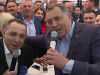 CORAXOV KUTAK: Ko je to nogom 'napenalio' dva Aleksandra, Vučića i Vulina, i Milorada Dodika?