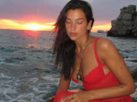 DUA LIPA SE SUOČILA SA TEŠKOM OPTUŽBOM: Ako izgubi na sudu, čeka je milionska kazna
