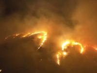 KATASTROFALNI POŽARI GUTAJU OTOKE: Svijet obilaze apokaliptični prizori, ljudi su se spašavali skakanjem u more (FOTO, VIDEO)