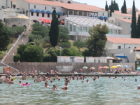 IZ KLOPKE SE NIJE MOGAO IZVUĆI: Neumljani i turisti mogu odahnuti nakon što su pripadnici Policijske stanice uhvatili Tuzlaka...