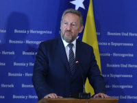 PREDSJEDNIK SDA, BAKIR IZETBEGOVIĆ: 'Trojka je prodala sve principe za vlast, Bećirović nije više opozicioni političar on sada nosi odgovornost'
